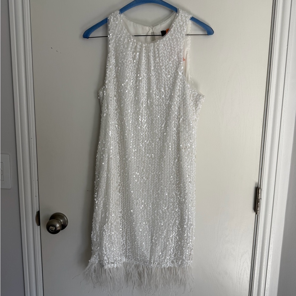 Elegant White Sequin Mini Dress